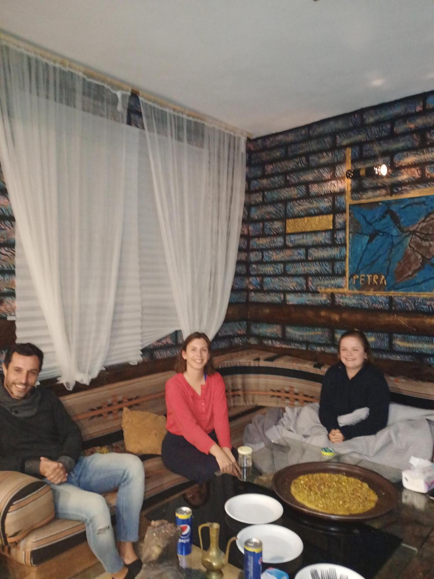 Petra Anas House Appartement Wadi Musa Buitenkant foto